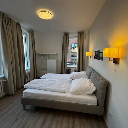 Altstadt 83 Qm * Букстехуде